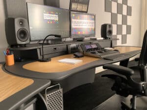 Boutique colour grading suite in Sydney for long-form film and television.